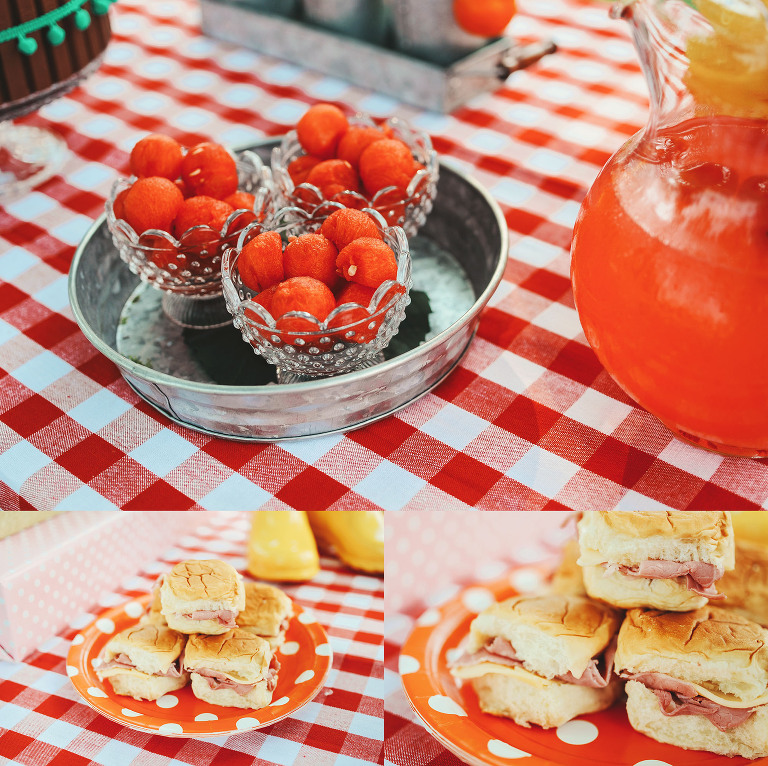 a peppa pig birthday party! more photos in the GREY MOSS journal! https://greymoss.com/kate-turns-four-a-peppa-pig-party