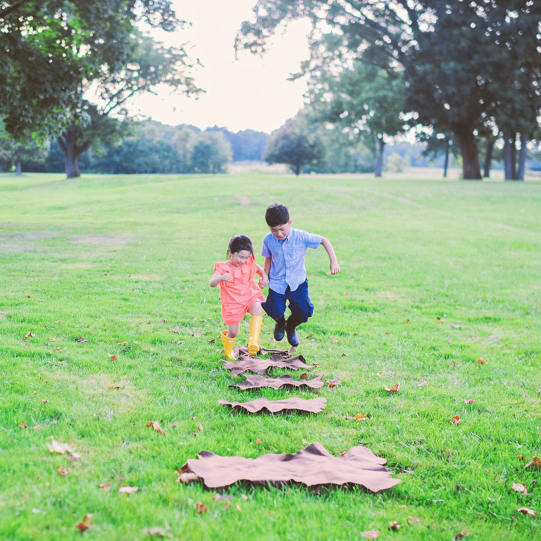 a peppa pig birthday party! more photos in the GREY MOSS journal! https://greymoss.com/kate-turns-four-a-peppa-pig-party