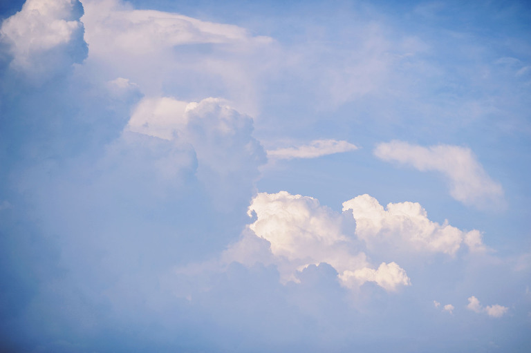 a peppa pig birthday party! more photos in the GREY MOSS journal! https://greymoss.com/kate-turns-four-a-peppa-pig-party
