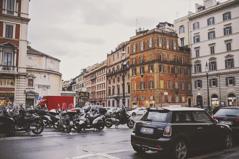 GREY MOSS : christmas in rome! more photos in the journal! https://greymoss.com/christmas-in-rome-part-two/