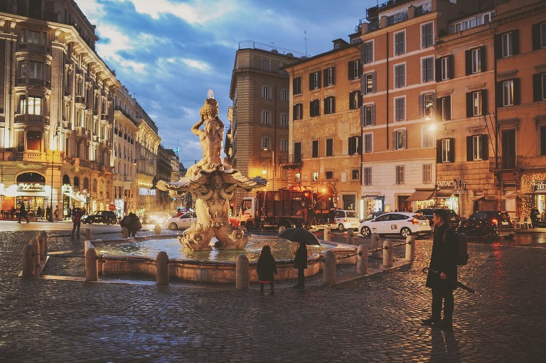 GREY MOSS : christmas in rome! more photos in the journal! https://greymoss.com/christmas-in-rome-day-two/