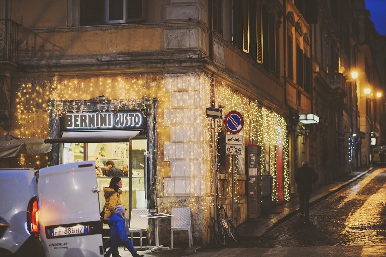 GREY MOSS : christmas in rome! more photos in the journal! https://greymoss.com/christmas-in-rome-day-two/