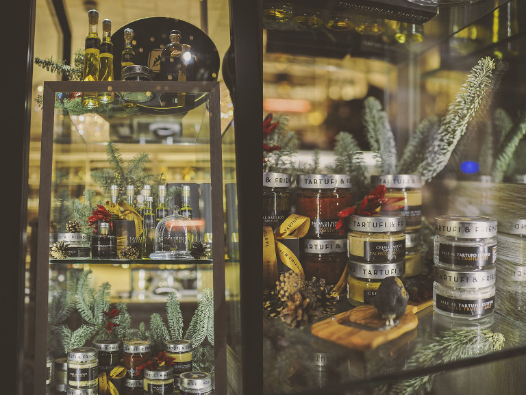 GREY MOSS : christmas in rome! more photos in the journal! https://greymoss.com/christmas-in-rome-part-two/