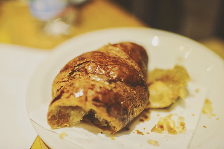 GREY MOSS : christmas in rome! more photos in the journal! https://greymoss.com/christmas-in-rome-part-three/