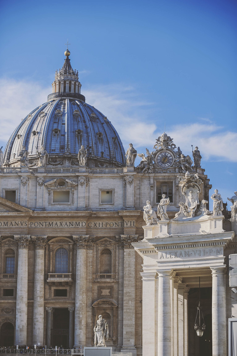 GREY MOSS : christmas in rome! more photos in the journal! https://greymoss.com/christmas-in-rome-part-three/