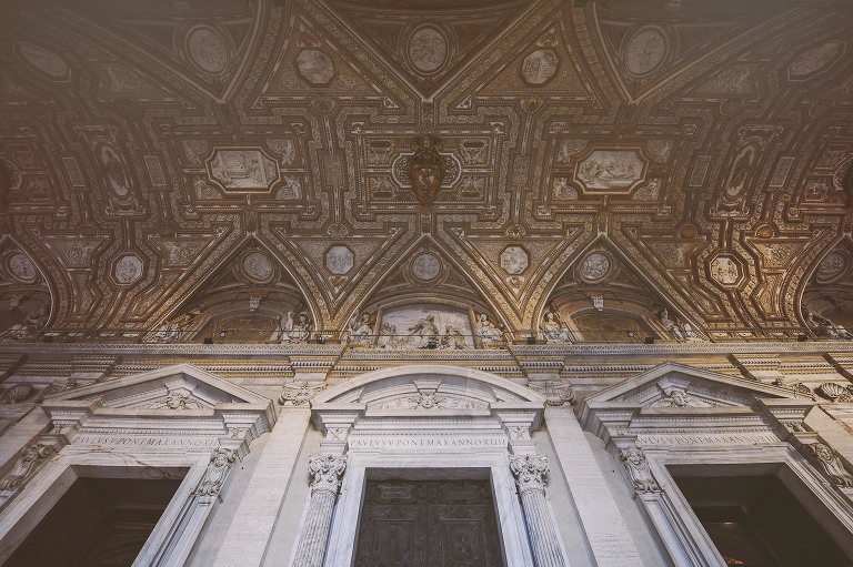 GREY MOSS : christmas in rome! more photos in the journal! https://greymoss.com/christmas-in-rome-part-three/