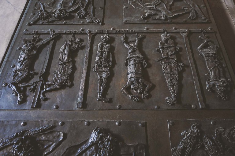 GREY MOSS : christmas in rome! more photos in the journal! https://greymoss.com/christmas-in-rome-part-three/