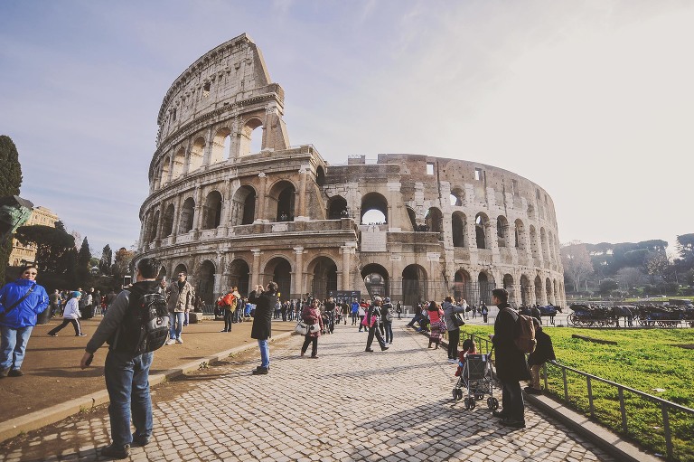 GREY MOSS : christmas in rome! more photos in the journal! https://greymoss.com/christmas-in-rome-part-four/