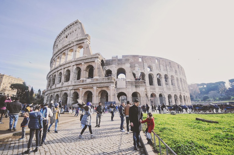 GREY MOSS : christmas in rome! more photos in the journal! https://greymoss.com/christmas-in-rome-part-four/