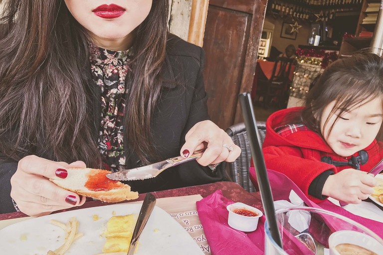 GREY MOSS : christmas in rome! more photos in the journal! https://greymoss.com/christmas-in-rome-part-four/