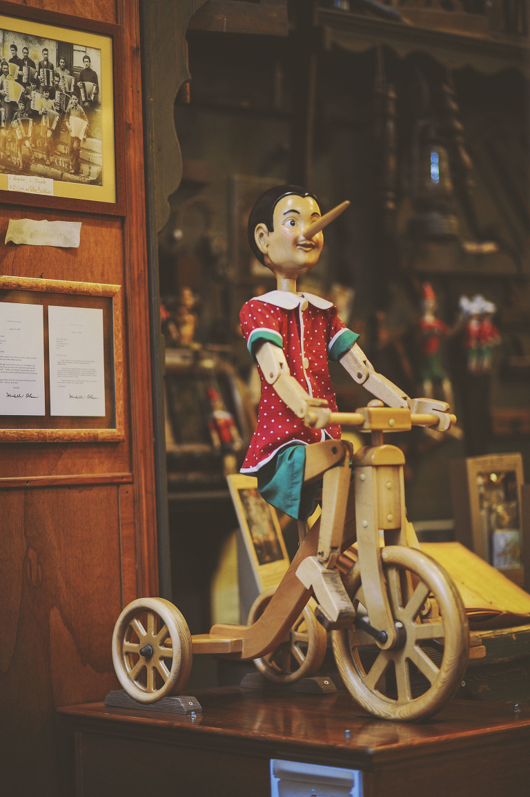 GREY MOSS : christmas in rome! more photos in the journal! https://greymoss.com/christmas-in-rome-part-five