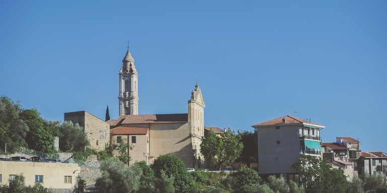 GREY MOSS : summer in provence! more photos in the journal! https://greymoss.com/summer-in-provence-part-three