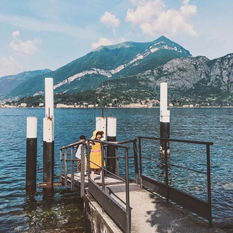 lake como, italy! more photos in the GREY MOSS journal! https://greymoss.com/weekend-at-lake-como-italy-ferry-ride-to-lenno