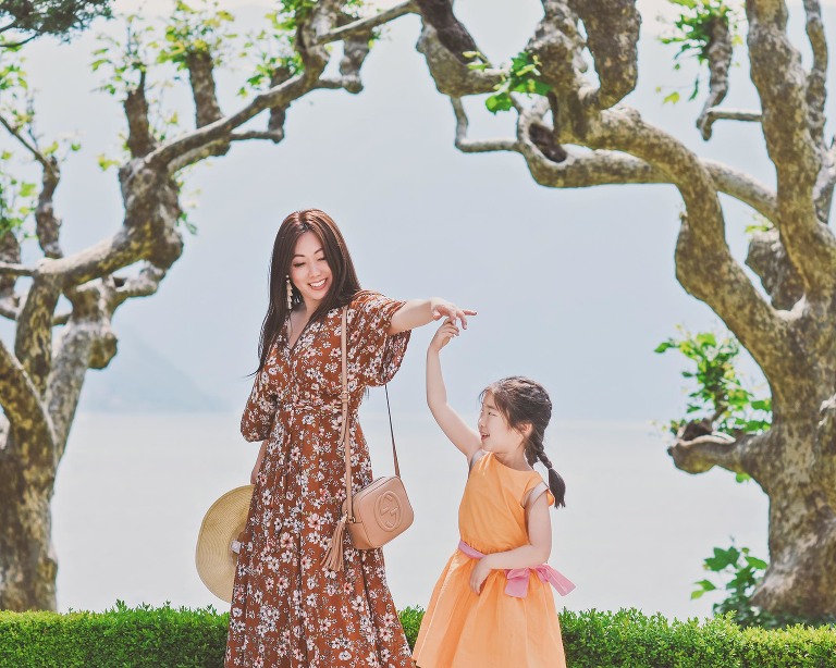 GREY MOSS : lake como, italy! more photos in the journal! https://greymoss.com/weekend-at-lake-como-italy-villa-del-balbianello/