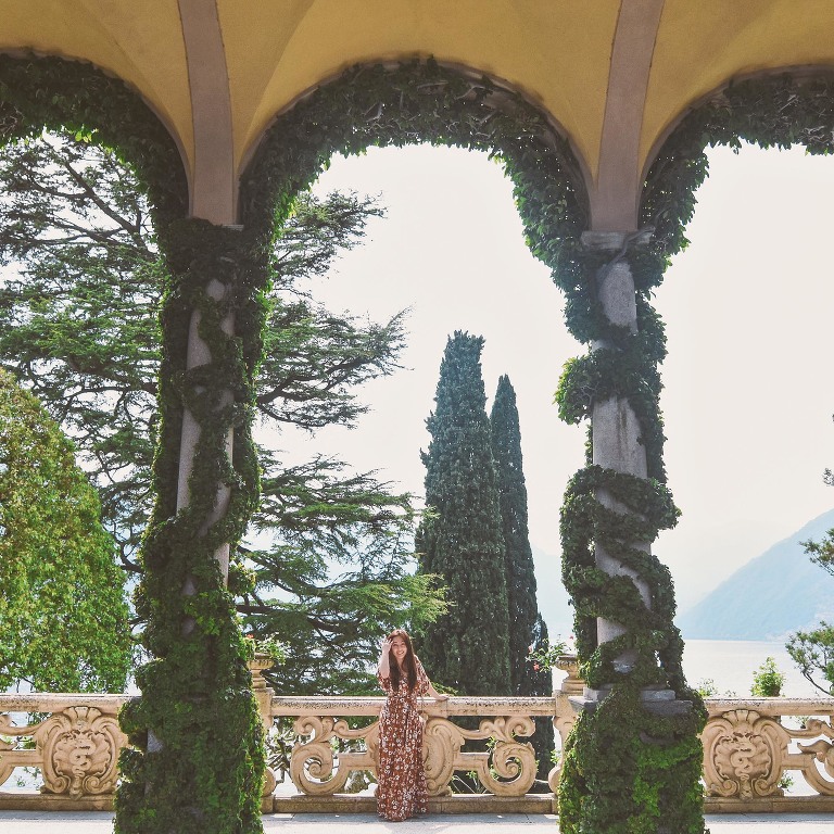 GREY MOSS : lake como, italy! more photos in the journal! https://greymoss.com/weekend-at-lake-como-italy-villa-del-balbianello/