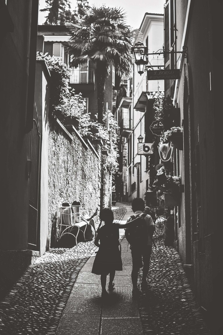 lake como, italy! more photos in the GREY MOSS journal! https://greymoss.com/weekend-at-lake-como-italy-a-leisurely-stroll-lunch