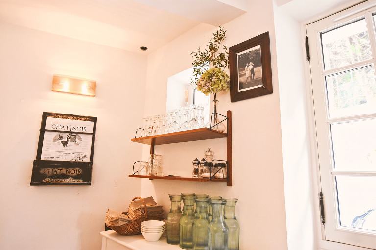 autumn in paris: lunch at la maison rose! more photos in our travel journal! https://greymoss.com/autumn-in-paris-…h-at-la-maison-rose