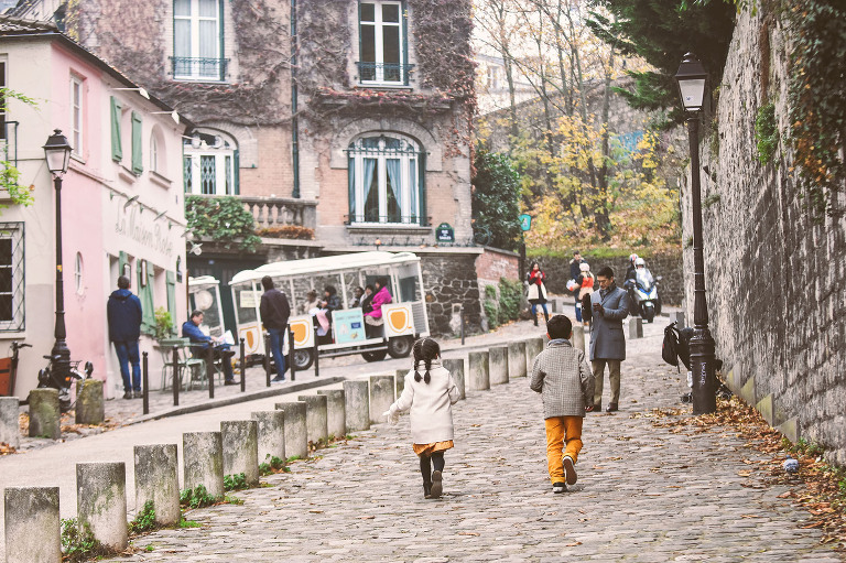 autumn in paris: lunch at la maison rose! more photos in our travel journal! https://greymoss.com/autumn-in-paris-…h-at-la-maison-rose