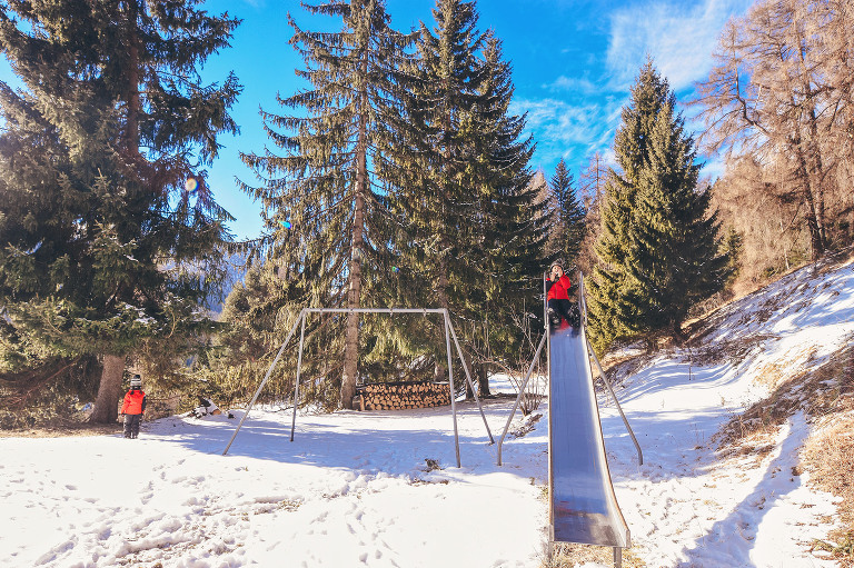 weekend ski trip to cortina d’ampezzo, ITALY! more photos in the journal! https://greymoss.com/cortina-italy-su…sunrise-sledding
