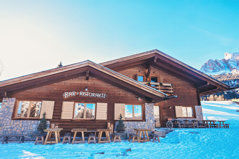 weekend ski trip to cortina d’ampezzo, ITALY! more photos in the journal! https://greymoss.com/cortina-italy-arriving-in-winter-wonderland