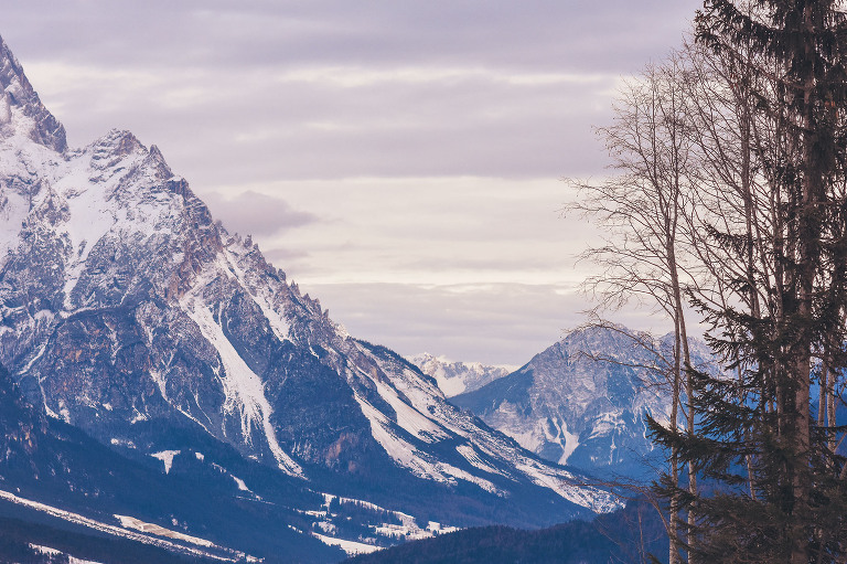 weekend ski trip to cortina d’ampezzo, ITALY! more photos in the journal! https://greymoss.com/cortina-italy-brilliant-morning-skiing