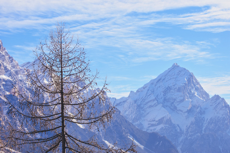 weekend ski trip to cortina d’ampezzo, ITALY! more photos in the journal! https://greymoss.com/cortina-italy-an-afternoon-walk-through-its-picturesque-town
