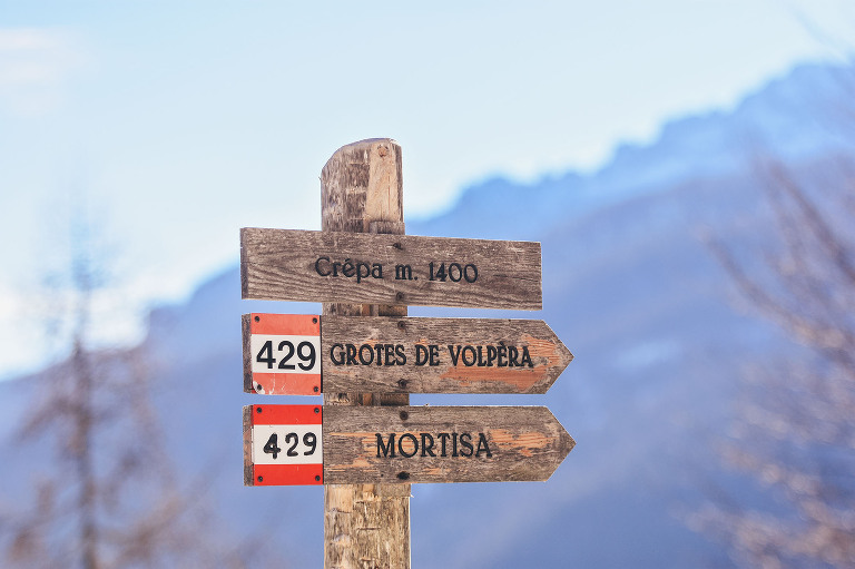 weekend ski trip to cortina d’ampezzo, ITALY! more photos in the journal! https://greymoss.com/cortina-italy-an-afternoon-walk-through-its-picturesque-town