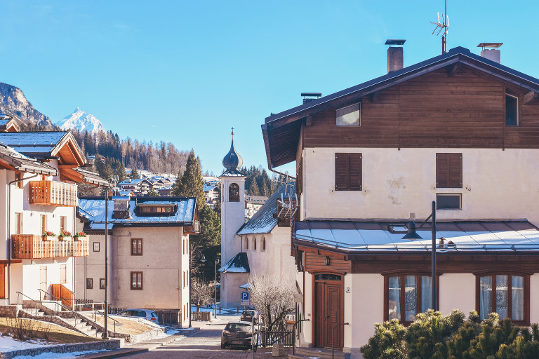 weekend ski trip to cortina d’ampezzo, ITALY! more photos in the journal! https://greymoss.com/cortina-italy-an-afternoon-walk-through-its-picturesque-town