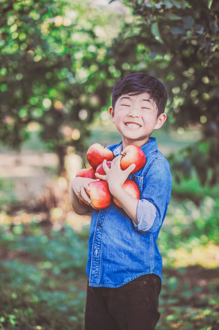 GREY MOSS : apple picking at evans orchard! more photos in the journal! https://greymoss.com/apple_picking_at_evans_orchard