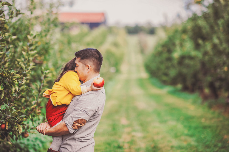 GREY MOSS : apple picking at evans orchard! more photos in the journal! https://greymoss.com/apple_picking_at_evans_orchard