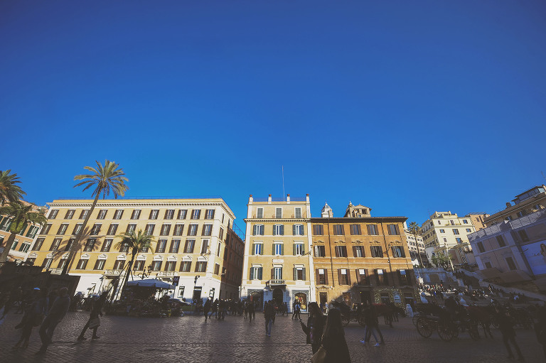 GREY MOSS : christmas in rome! more photos in the journal! https://greymoss.com/christmas-in-rome-part-five