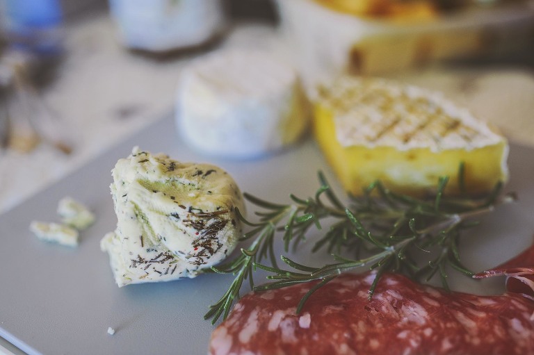 GREY MOSS : summer in provence! more photos in the journal! https://greymoss.com/summer-in-provence-part-one/