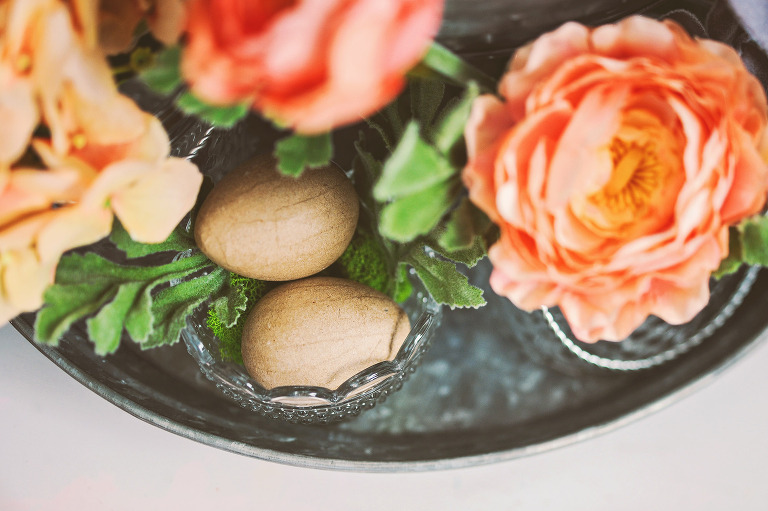 painting easter eggs with kids! more photos in the journal! https://greymoss.com/painting-easter-eggs-with-kids/