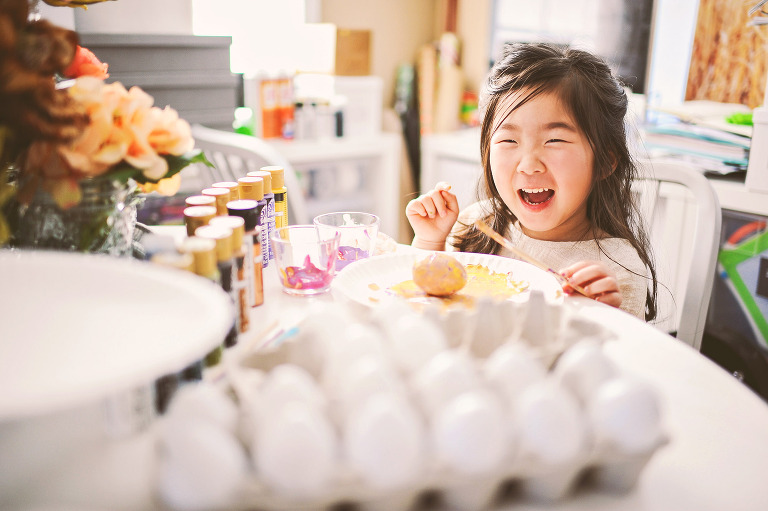 painting easter eggs with kids! more photos in the journal! https://greymoss.com/painting-easter-eggs-with-kids/