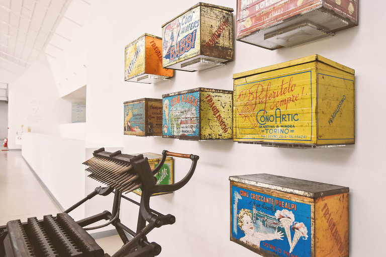 Making GELATOS in Bologna, Italy! More photos in the GREY MOSS journal! https://greymoss.com/making-gelato-in-bologna-italy