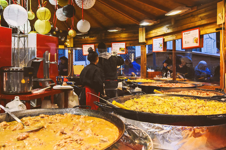 Eating bolognese pasta + visiting charming canals in Bologna, Italy! More photos: https://greymoss.com/bolognese-pasta-canals-in-bologna-italy/