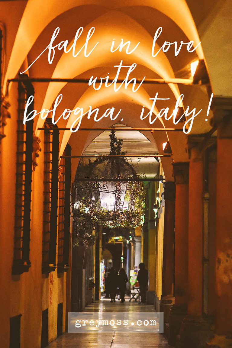 Eating bolognese pasta + visiting charming canals in Bologna, Italy! More photos: https://greymoss.com/bolognese-pasta-canals-in-bologna-italy/