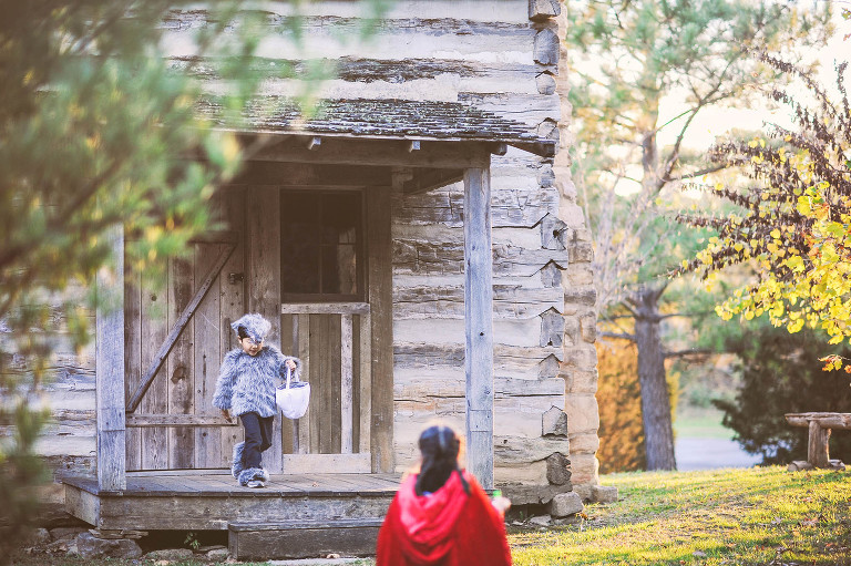 fun halloween photo shoot! more photos in the GREY MOSS journal! https://greymoss.com