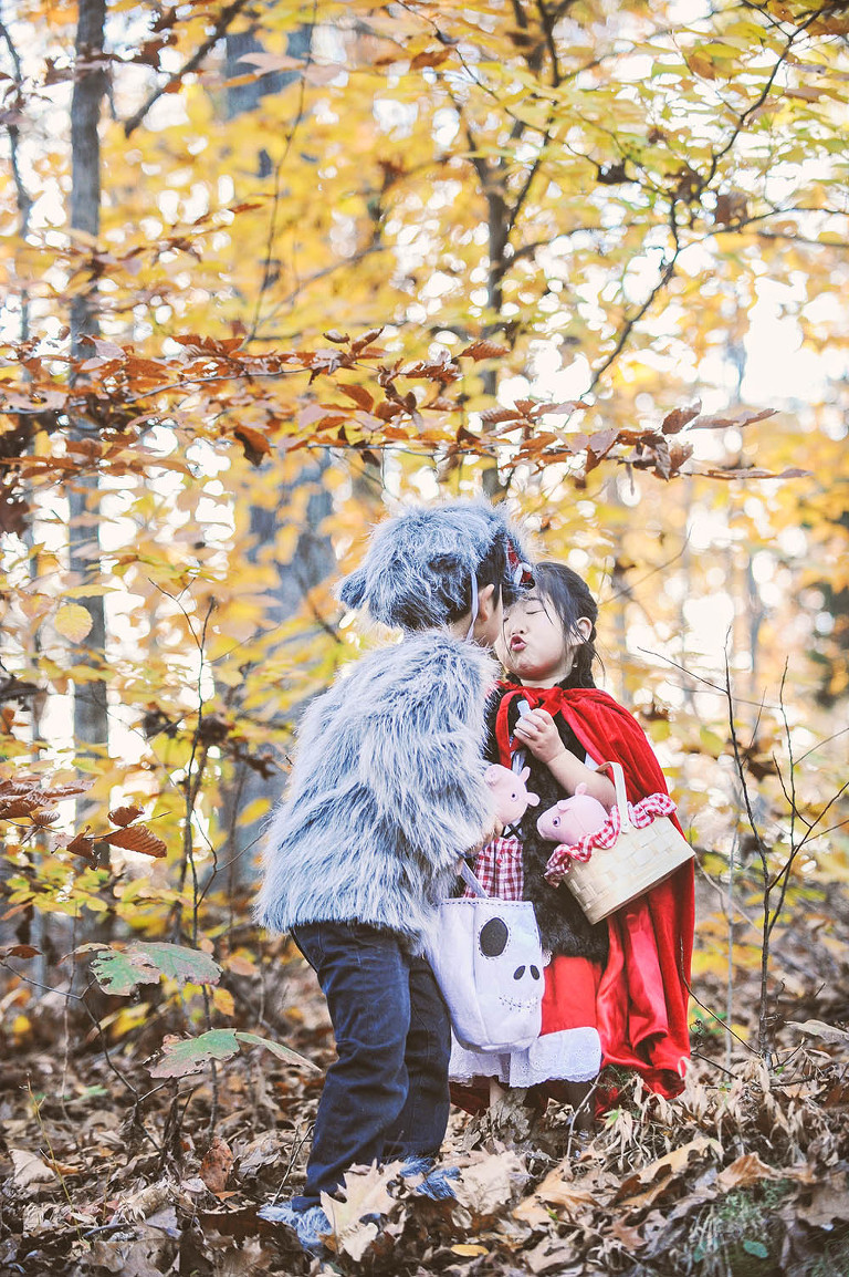 fun halloween photo shoot! more photos in the GREY MOSS journal! https://greymoss.com