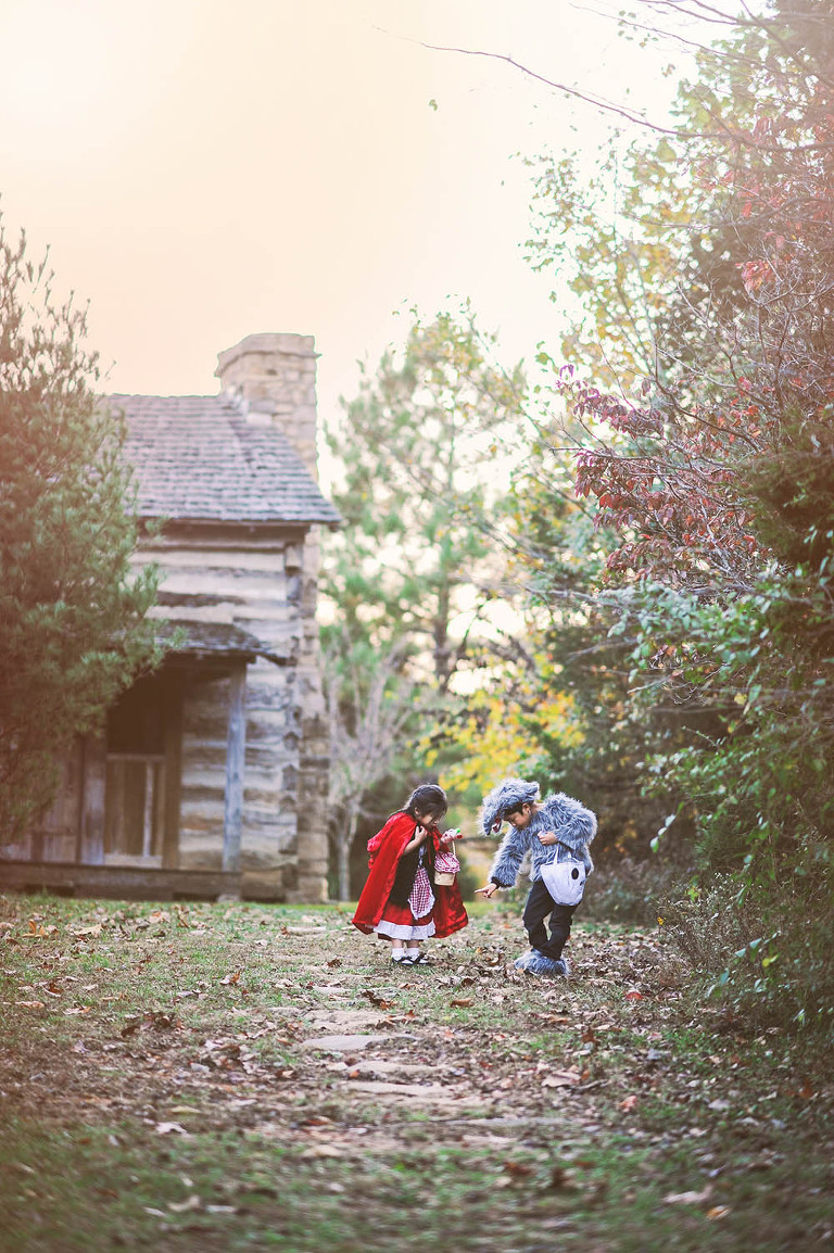 fun halloween photo shoot! more photos in the GREY MOSS journal! https://greymoss.com