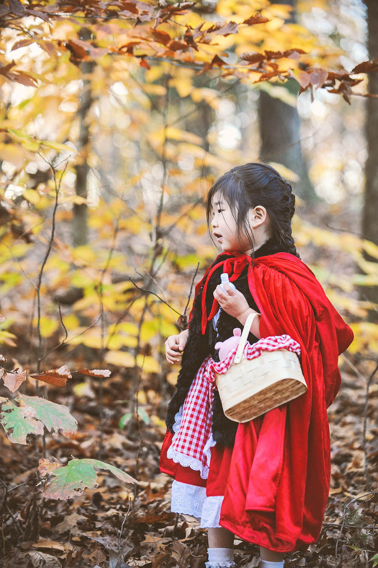 fun halloween photo shoot! more photos in the GREY MOSS journal! https://greymoss.com