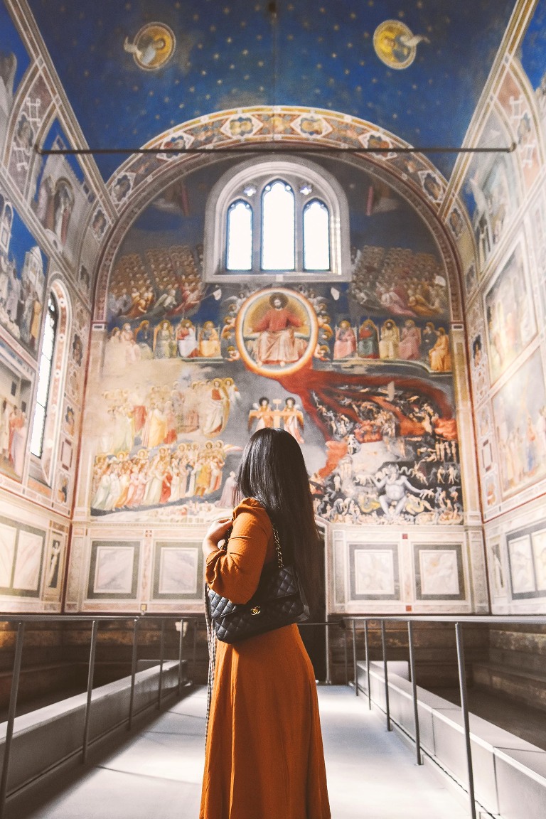 a date at this beautiful little italian chapel! see more at https://greymoss.com/read