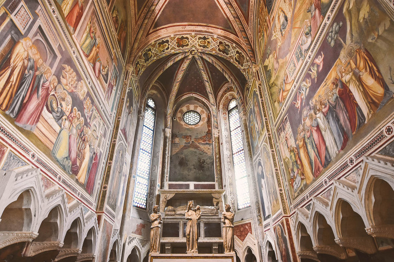 a date at this beautiful little italian chapel! see more at https://greymoss.com/read