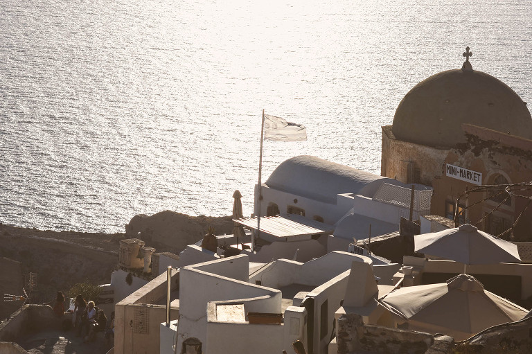 sunset dinner in santorini, greece! more photos in the journal: https://greymoss.com/santorini-greece-arrival-spectacular-sunset/ 