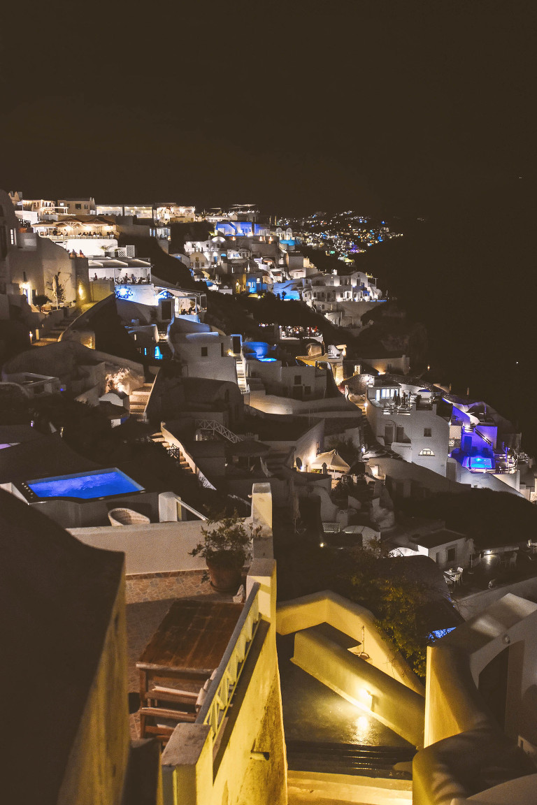 sunset dinner in santorini, greece! more photos in the journal: https://greymoss.com/santorini-greece-arrival-spectacular-sunset/ 